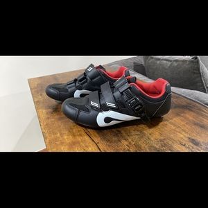 Peloton Size 39 Cycling Spin Shoes